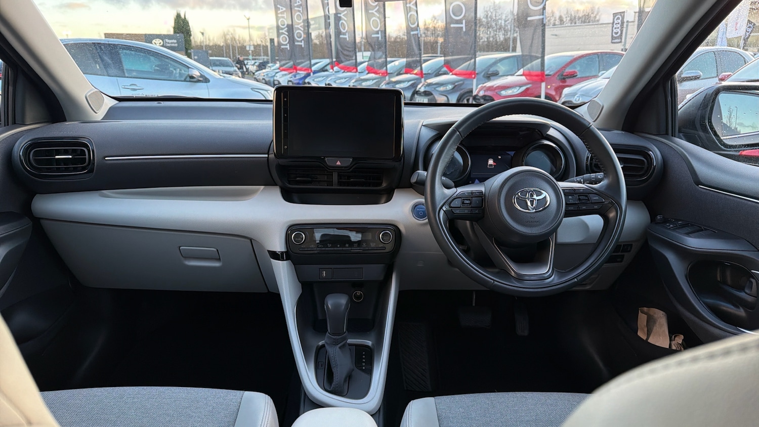 Used Toyota Yaris 2022 for sale - 77353475: Photo 5
