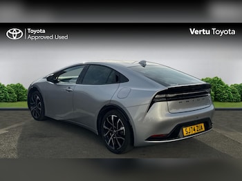 Used Toyota Prius 2024 for sale - 74925651: Photo