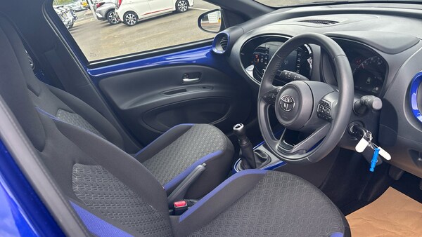 Used Toyota Aygo X 2023 for sale - 75712888: Photo 11