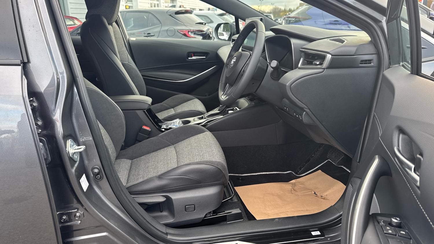 Used Toyota Corolla 2025 for sale - 76627812: Photo 11