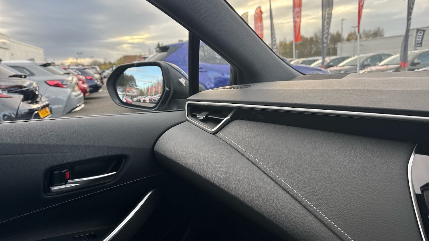 Used Toyota Corolla 2025 for sale - 76627812: Photo 41