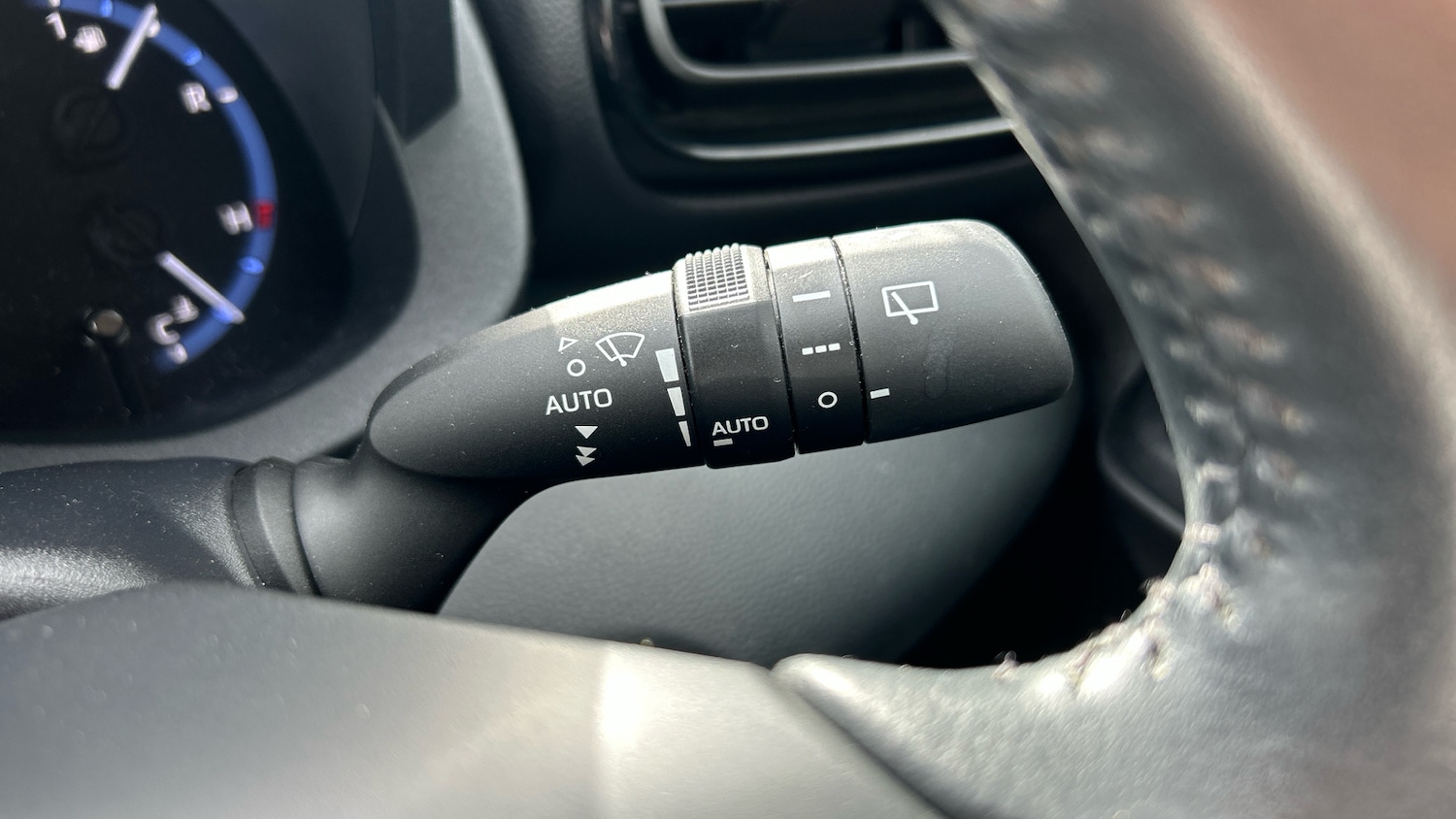 Used Toyota Yaris Cross 2021 for sale - 76102018: Photo 37
