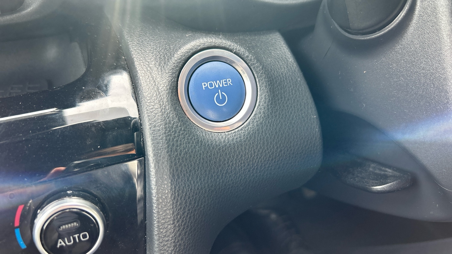 Used Toyota Yaris Cross 2021 for sale - 76102018: Photo 39