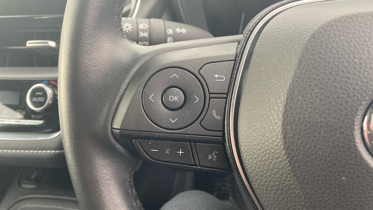 Used Toyota Corolla 2022 for sale - 76384241: Photo 32