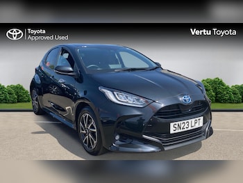 Used Toyota Yaris 2023 for sale - 79173355: Photo