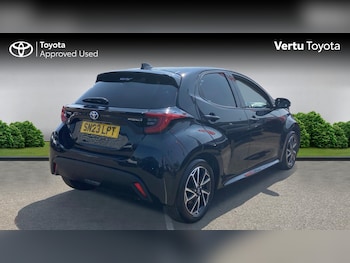 Used Toyota Yaris 2023 for sale - 79173355: Photo