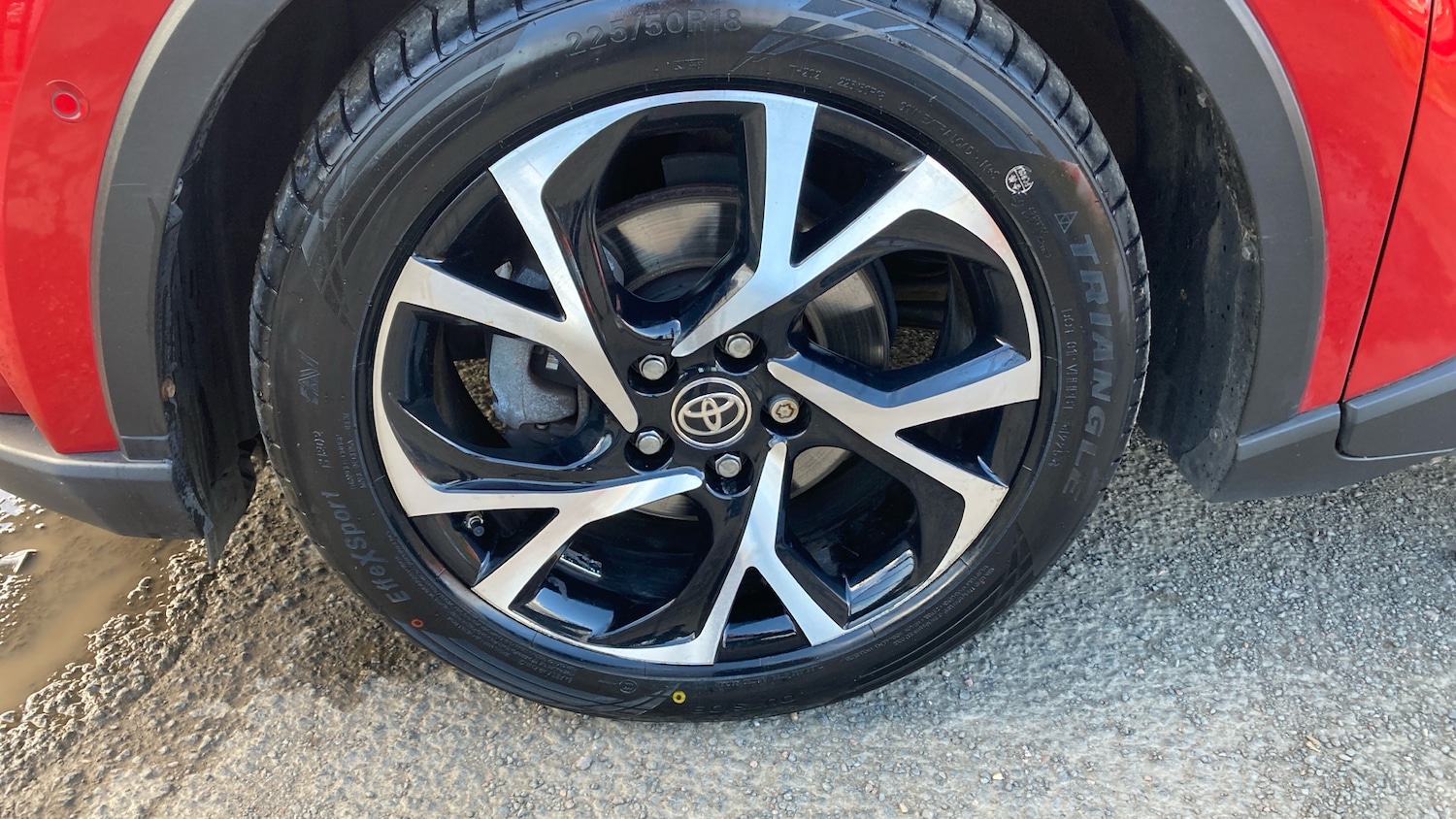 Used Toyota C-HR 2020 for sale - 76542761: Photo 36