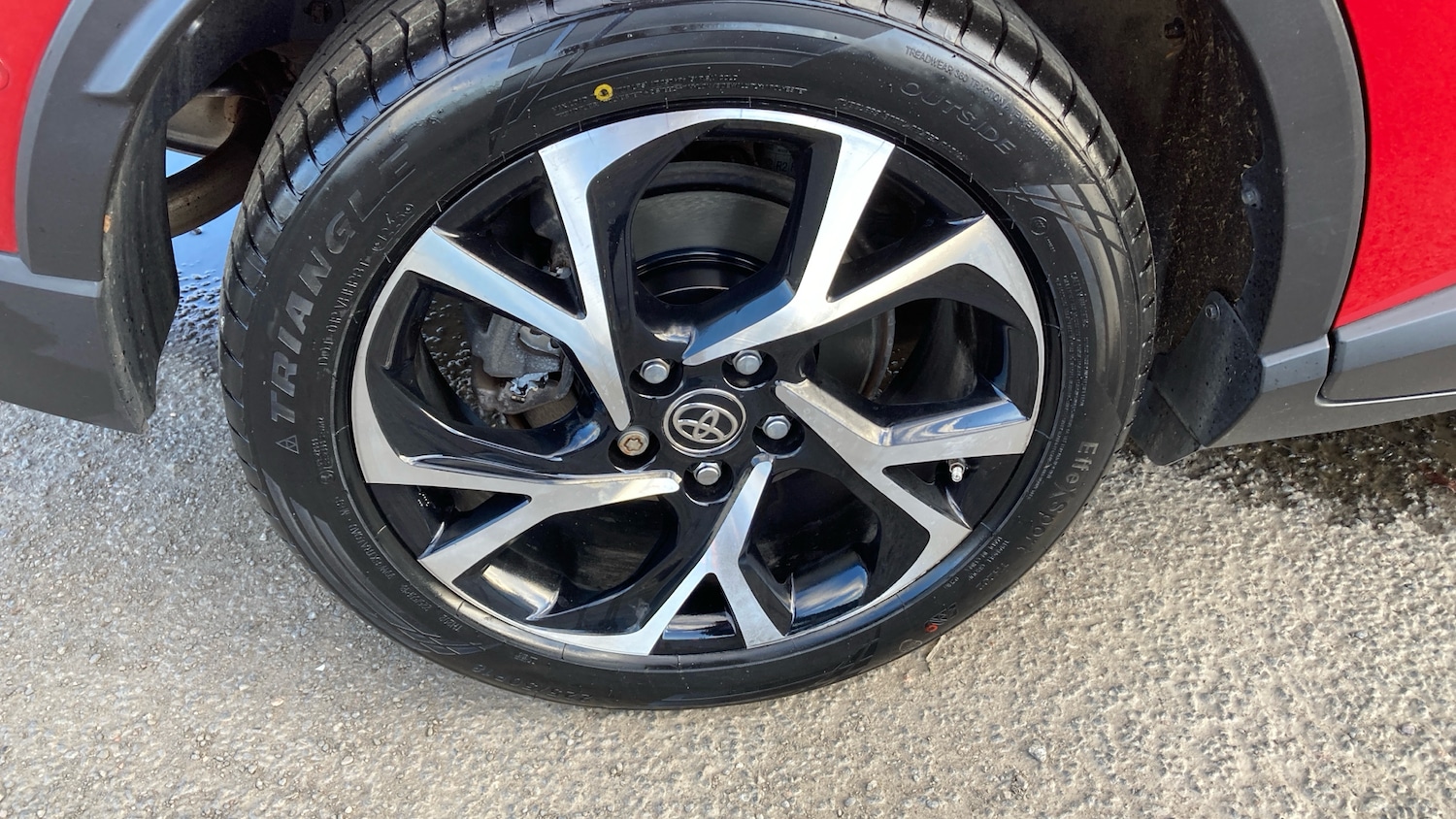 Used Toyota C-HR 2020 for sale - 76542761: Photo 38