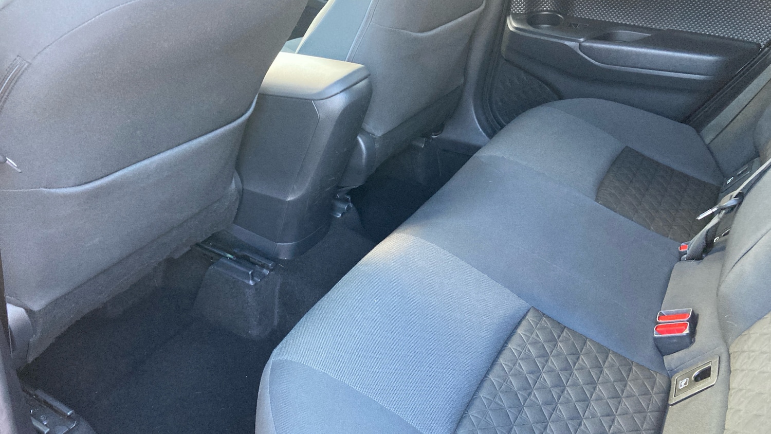 Used Toyota C-HR 2020 for sale - 76542761: Photo 44