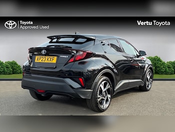 Used Toyota C-HR 2023 for sale - 79220192: Photo