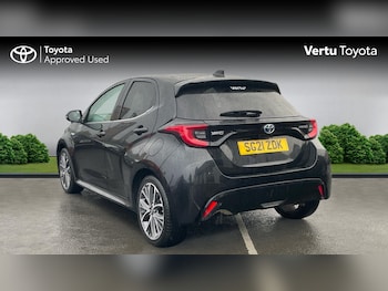Used Toyota Yaris 2021 for sale - 76413264: Photo