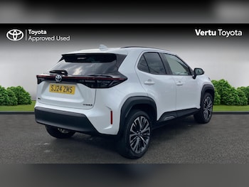 Used Toyota Yaris Cross 2024 for sale - 79378859: Photo