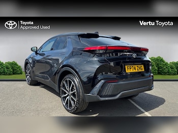 Used Toyota C-HR 2024 for sale - 79407984: Photo