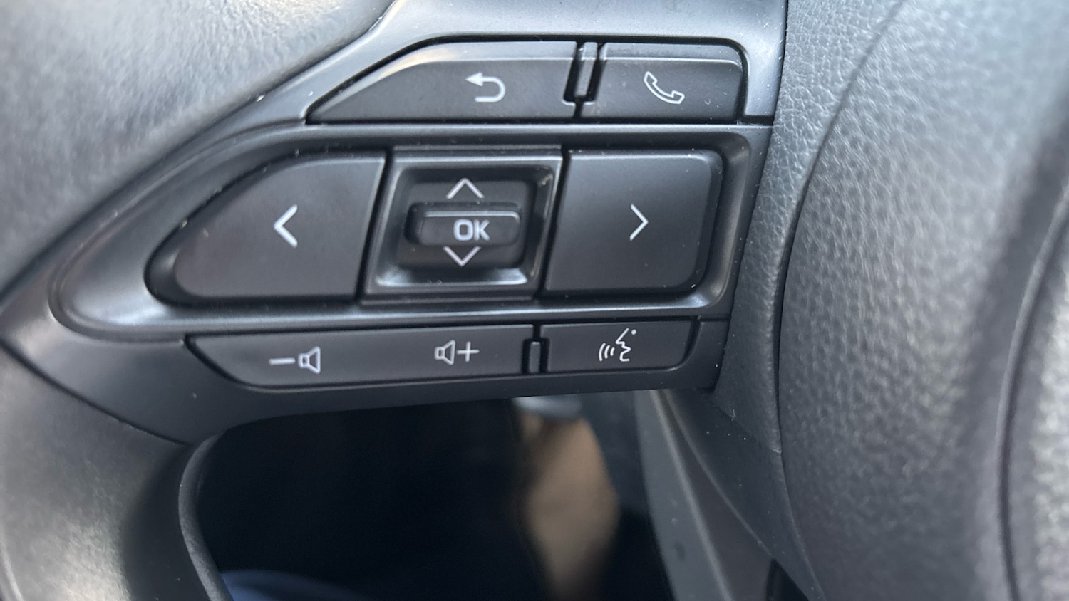 Used Toyota Yaris 2025 for sale - 77618800: Photo 28