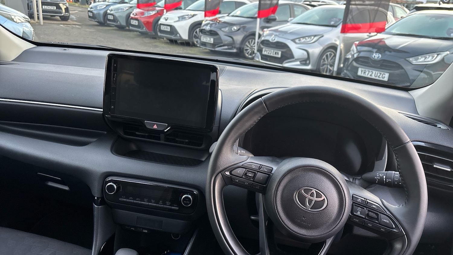 Used Toyota Yaris 2025 for sale - 77618800: Photo 5