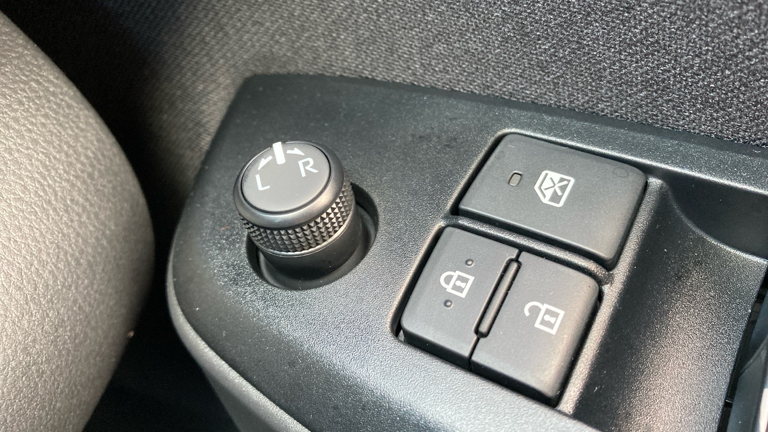 Used Toyota Yaris Cross 2025 for sale - 76599857: Photo 27