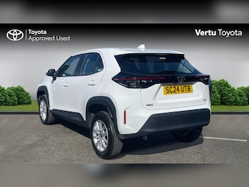 Used Toyota Yaris Cross 2024 for sale - 78078763: Photo