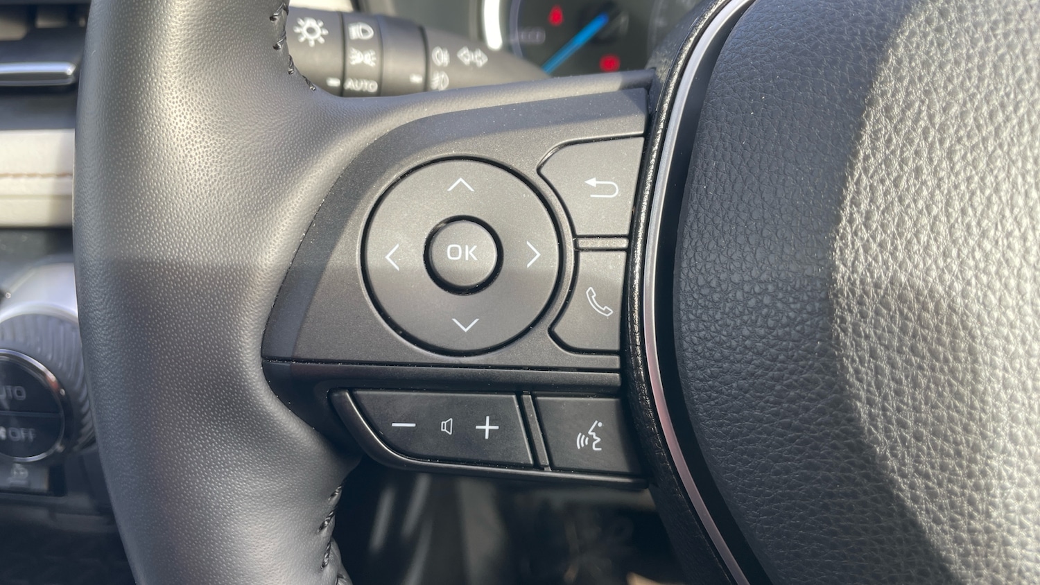 Used Toyota RAV4 2020 for sale - 77749540: Photo 36