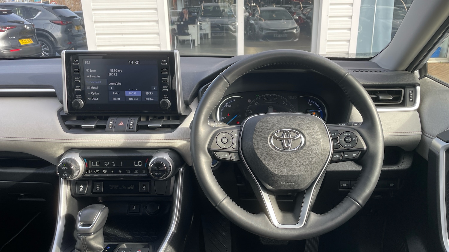 Used Toyota RAV4 2020 for sale - 77749540: Photo 6