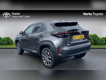 Used Toyota Yaris Cross 2023 for sale - 79404620: Photo