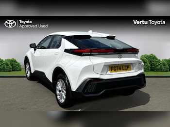 Used Toyota C-HR 2024 for sale - 78778452: Photo