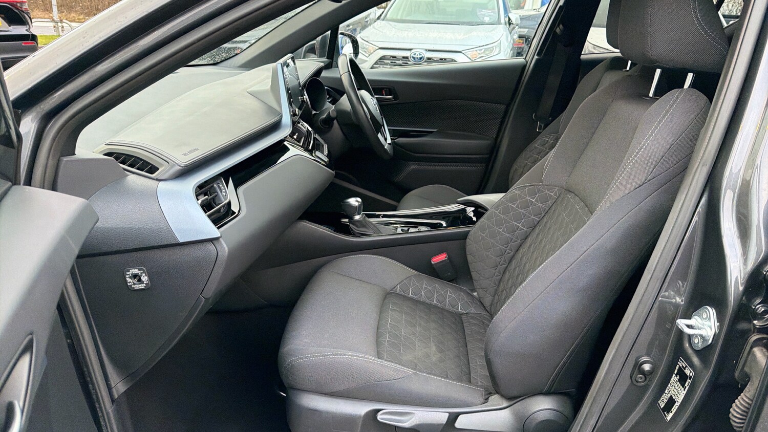 Used Toyota C-HR 2021 for sale - 77996905: Photo 10