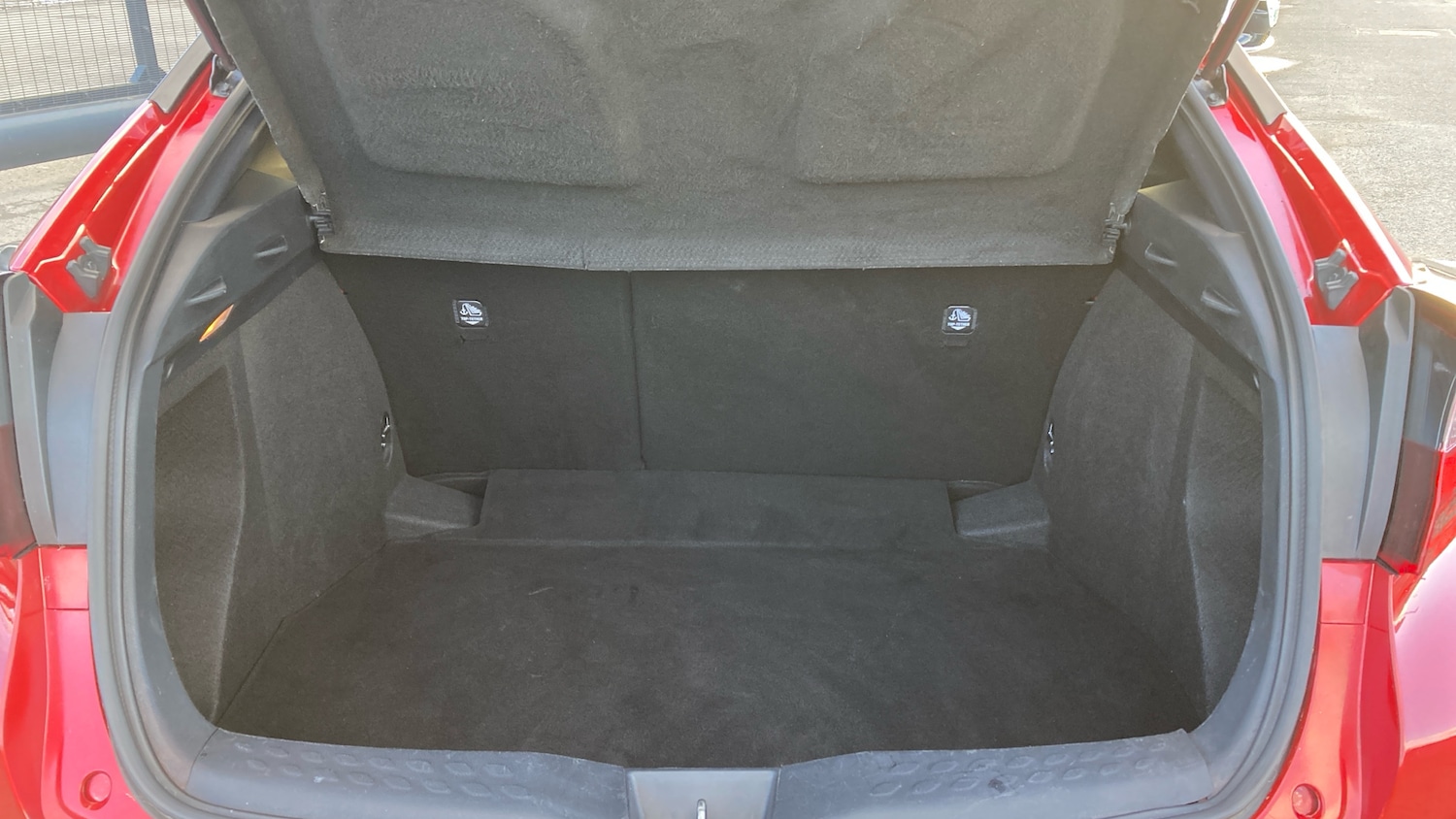 Used Toyota C-HR 2020 for sale - 76384209: Photo 14