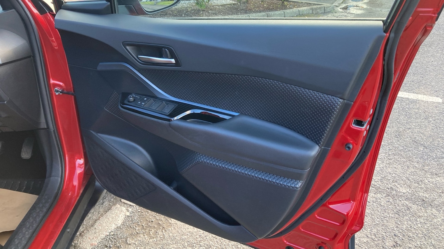 Used Toyota C-HR 2020 for sale - 76384209: Photo 34