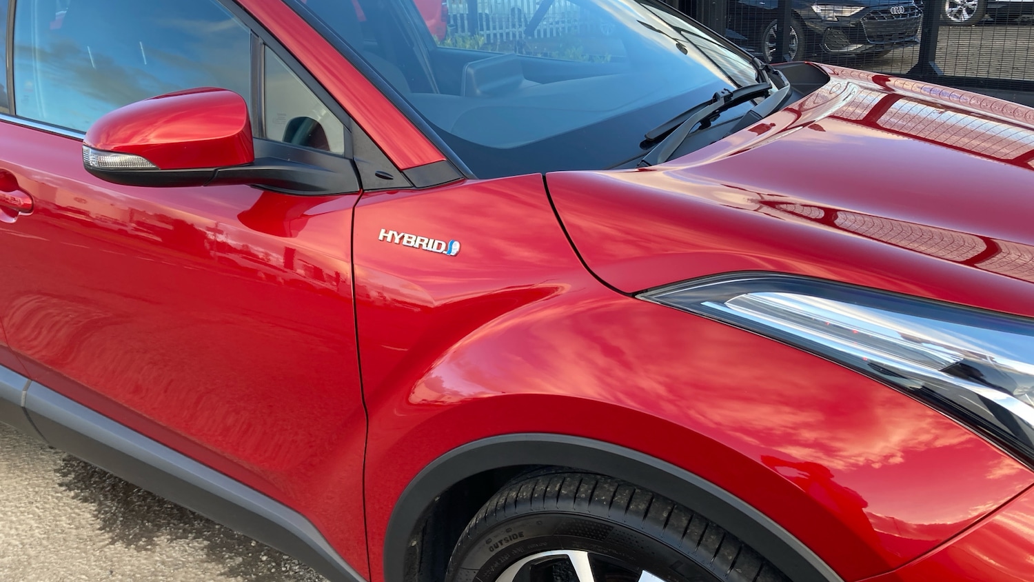 Used Toyota C-HR 2020 for sale - 76384209: Photo 40