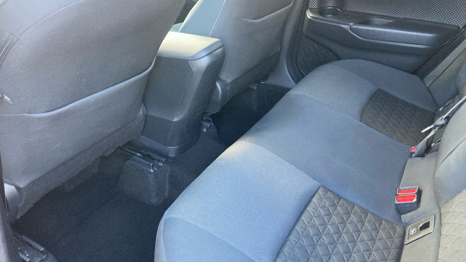 Used Toyota C-HR 2020 for sale - 76384209: Photo 44