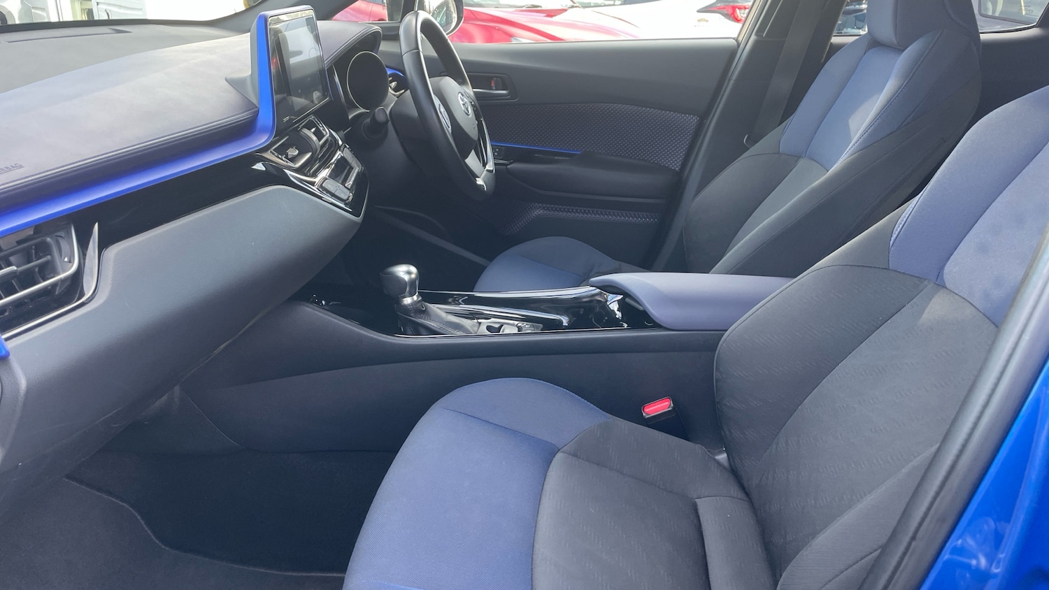 Used Toyota C-HR 2018 for sale - 77392537: Photo 10