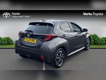 Used Toyota Yaris 2022 for sale - 76198094: Photo