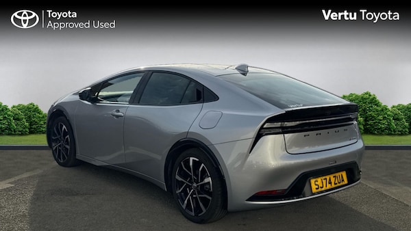 Used Toyota Prius 2024 for sale - 76322479: Photo 4