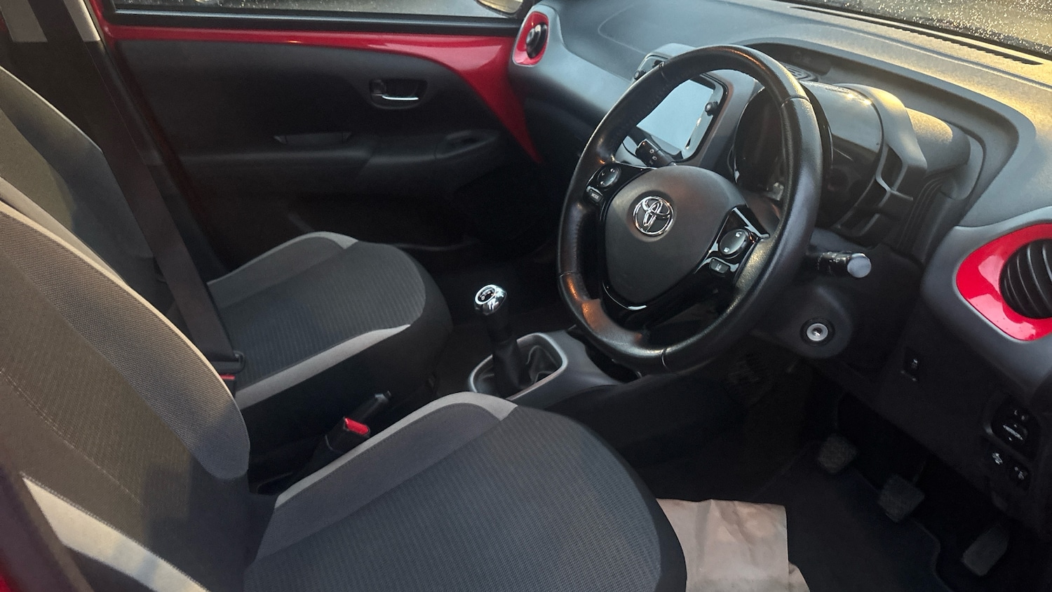 Used Toyota AYGO 2021 for sale - 76734899: Photo 11