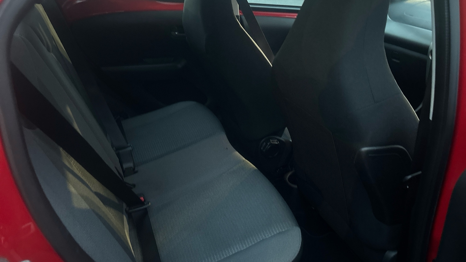 Used Toyota AYGO 2021 for sale - 76734899: Photo 12