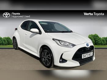 Used Toyota Yaris 2023 for sale - 79855068: Photo