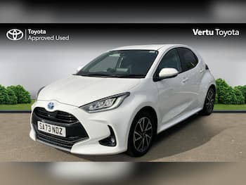 Used Toyota Yaris 2023 for sale - 79855068: Photo