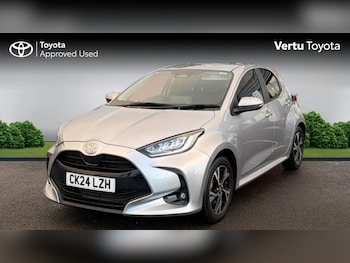 Used Toyota Yaris 2024 for sale - 77171024: Photo