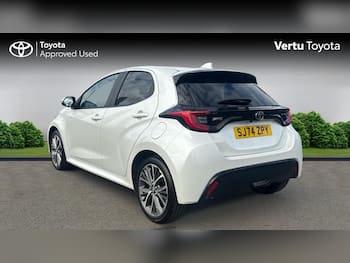 Used Toyota Yaris 2024 for sale - 79771303: Photo