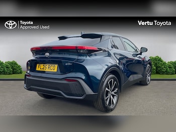 Used Toyota C-HR 2025 for sale - 78011529: Photo