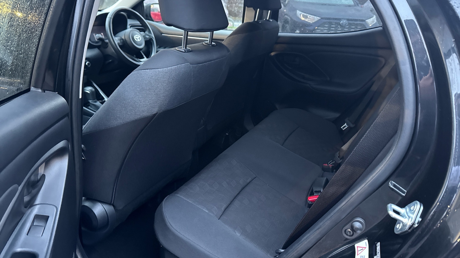 Used Toyota Yaris 2024 for sale - 77476386: Photo 13