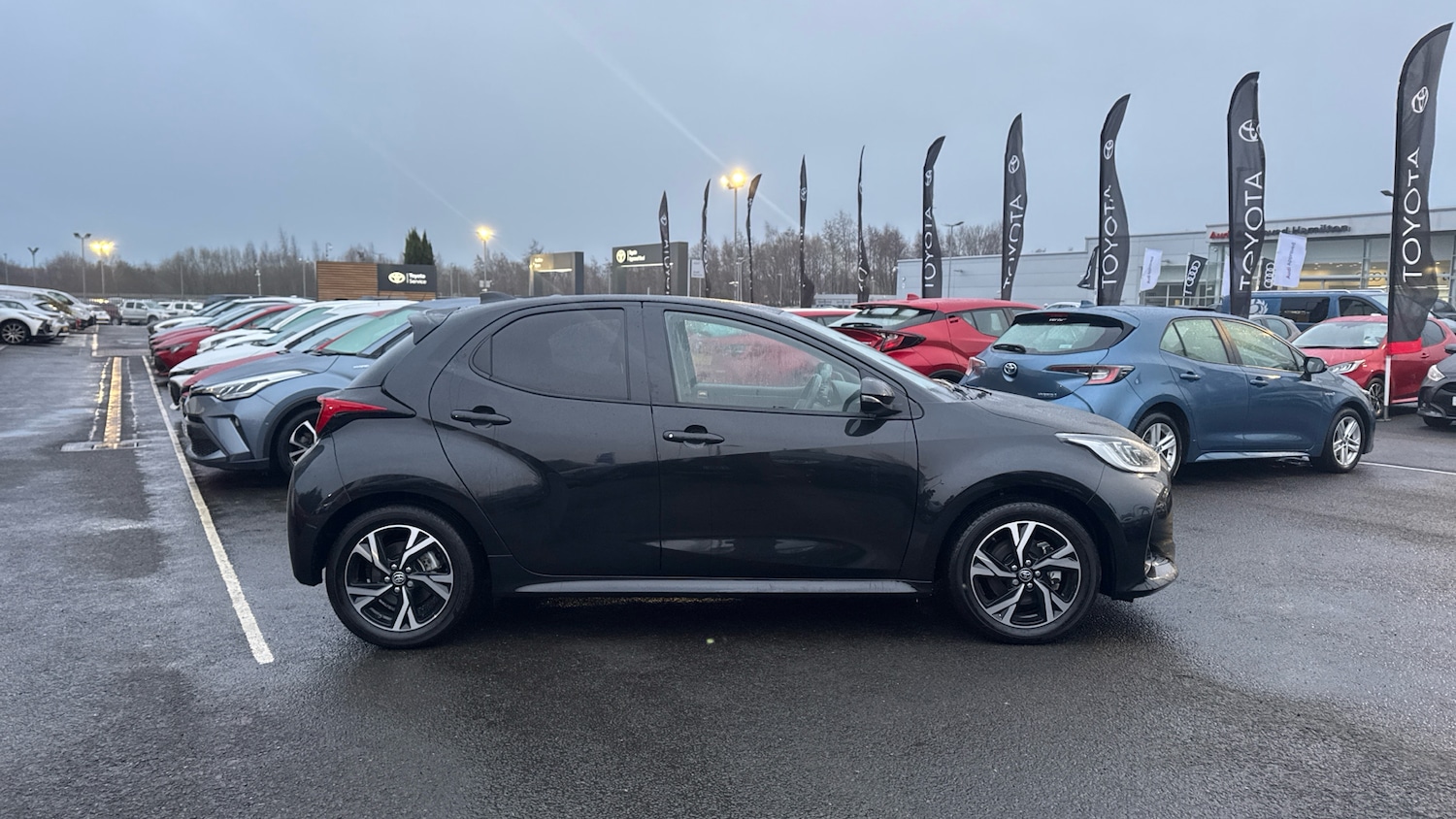 Used Toyota Yaris 2024 for sale - 77476386: Photo 16