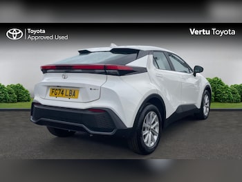 Used Toyota C-HR 2024 for sale - 78011528: Photo