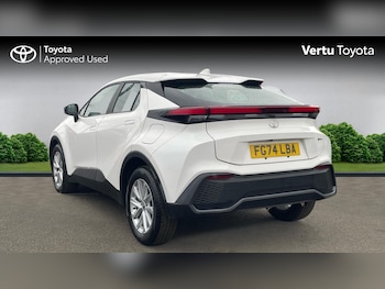 Used Toyota C-HR 2024 for sale - 78011528: Photo