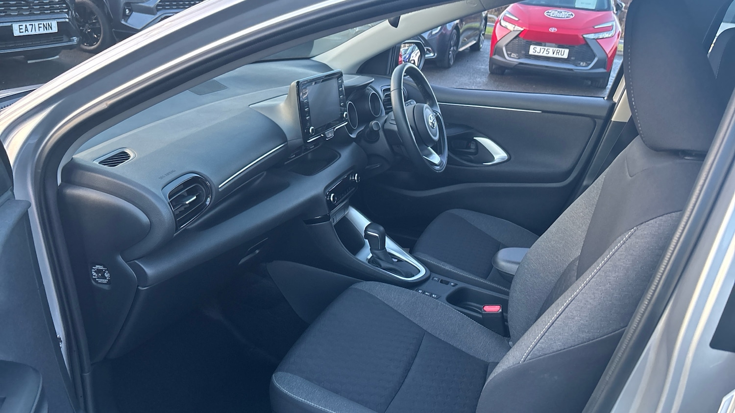 Used Toyota Yaris 2022 for sale - 77300937: Photo 10