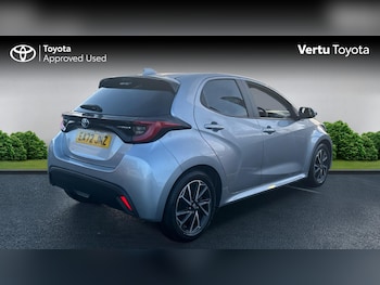 Used Toyota Yaris 2022 for sale - 77300937: Photo
