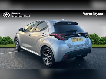 Used Toyota Yaris 2022 for sale - 77300937: Photo