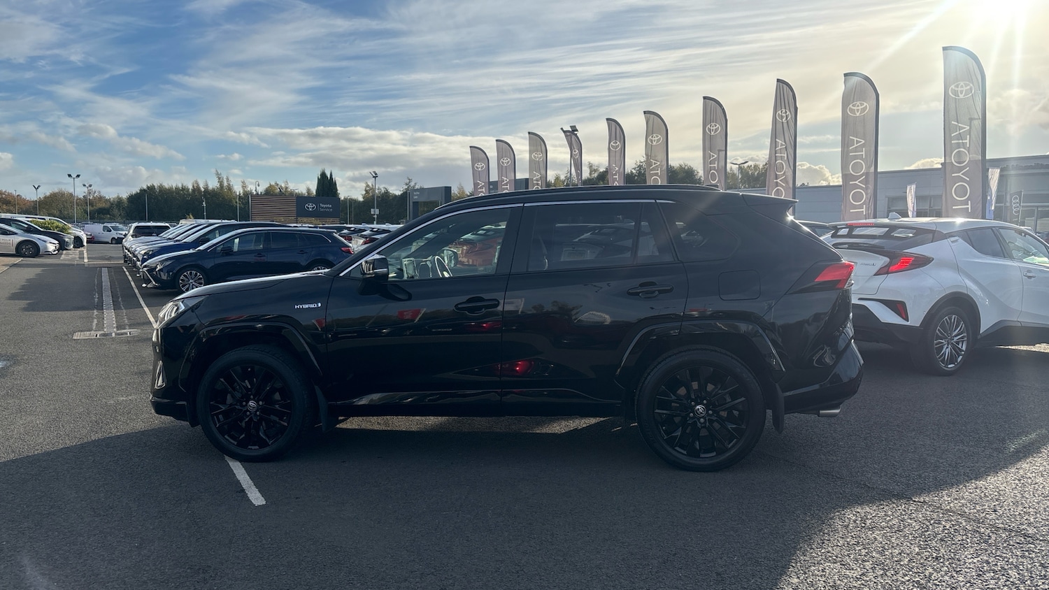 Used Toyota RAV4 2022 for sale - 76352384: Photo 17