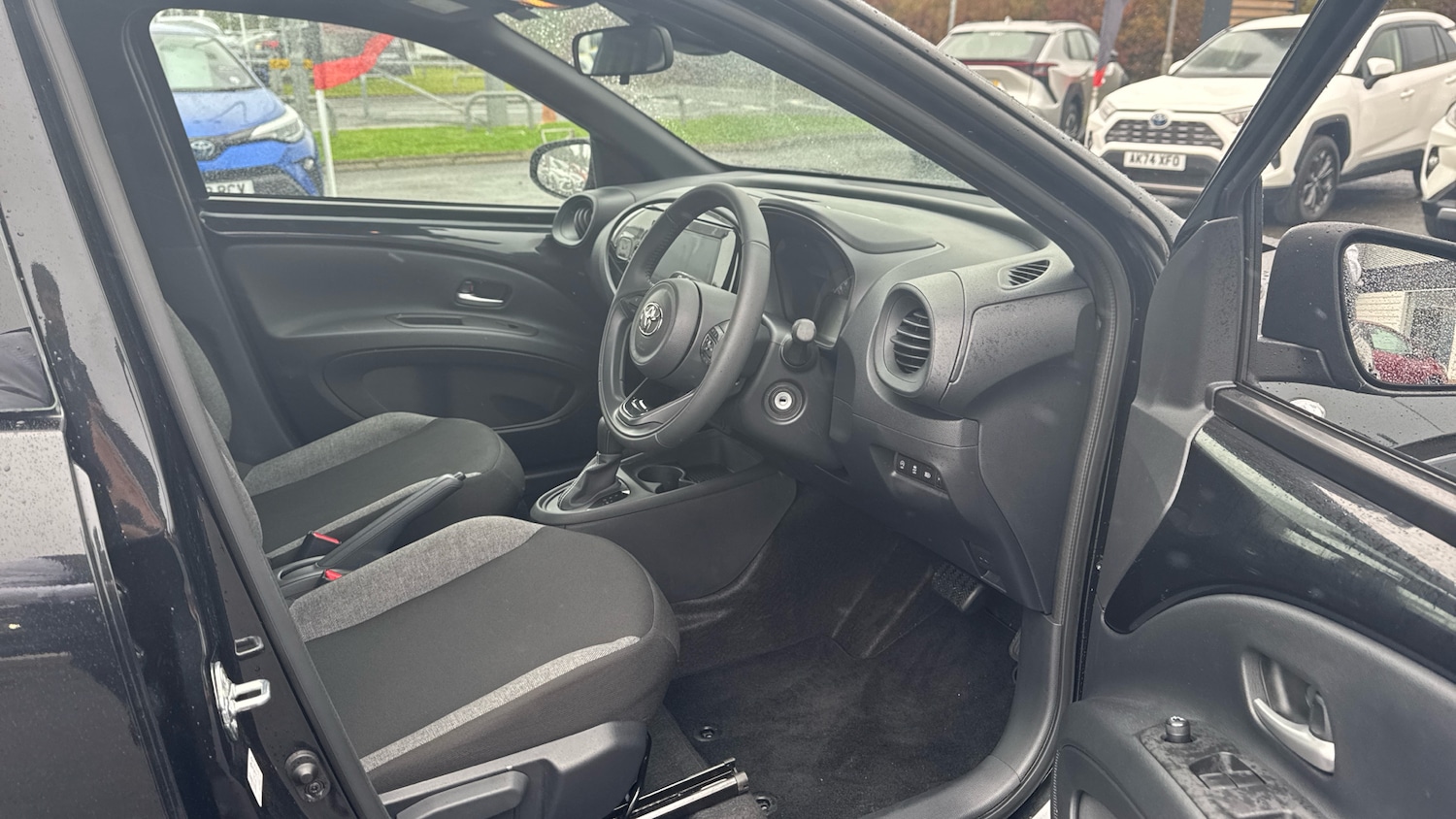 Used Toyota Aygo X 2024 for sale - 76114177: Photo 11