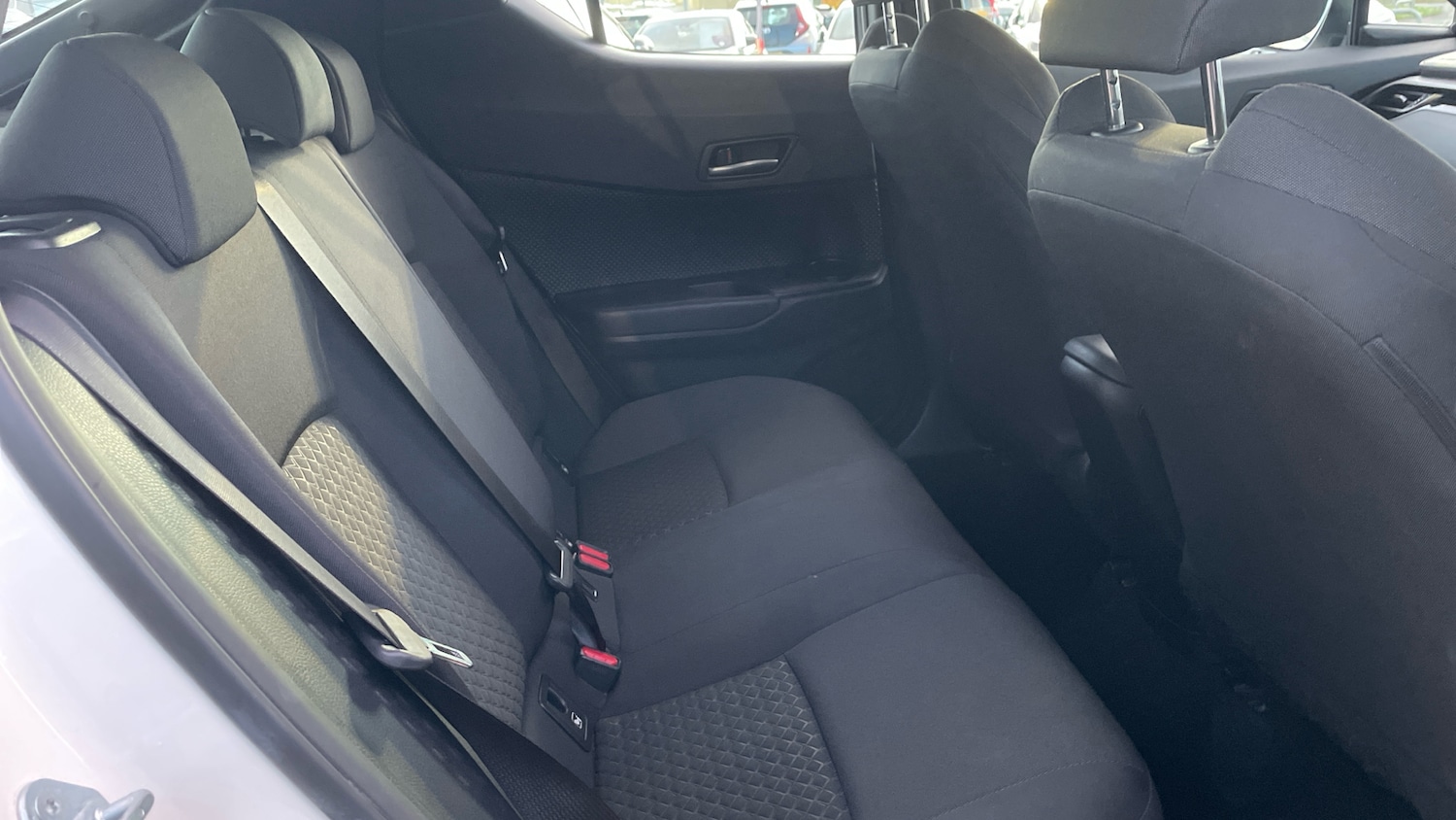 Used Toyota C-HR 2022 for sale - 76352429: Photo 12